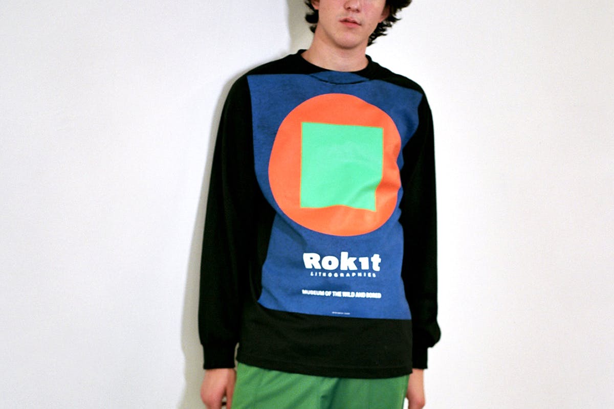 long sleeve graphic tops